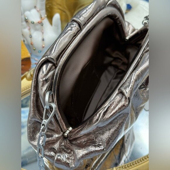 🆕 REISS 🧿 NWT Elena Metallic Grained Clutch, Convertible Shoulder Bag - Picture 9 of 13
